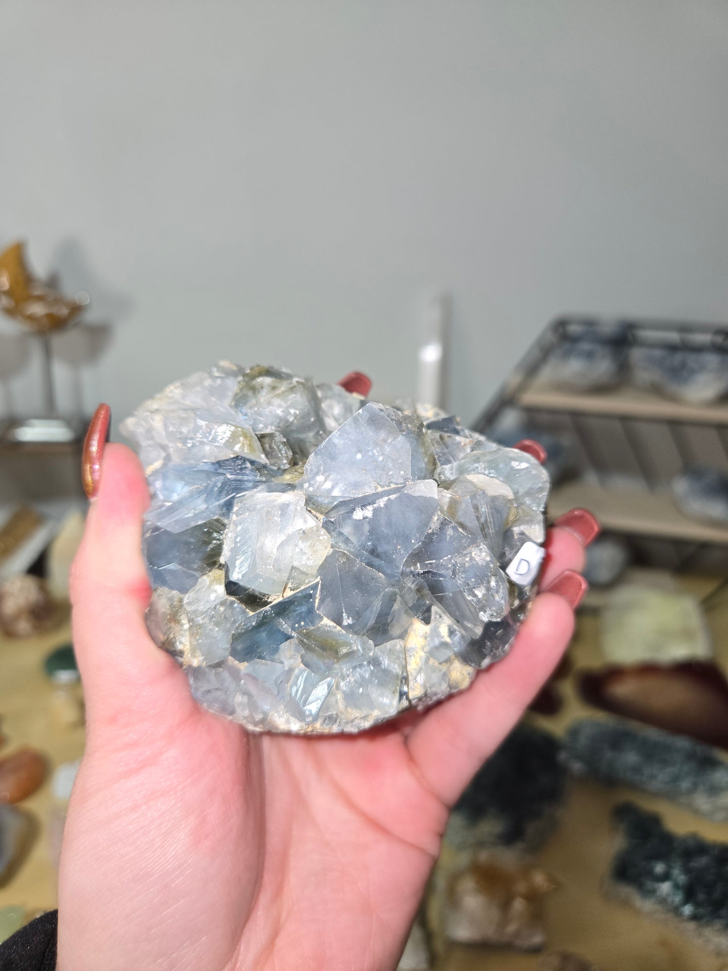 Celestite specimen