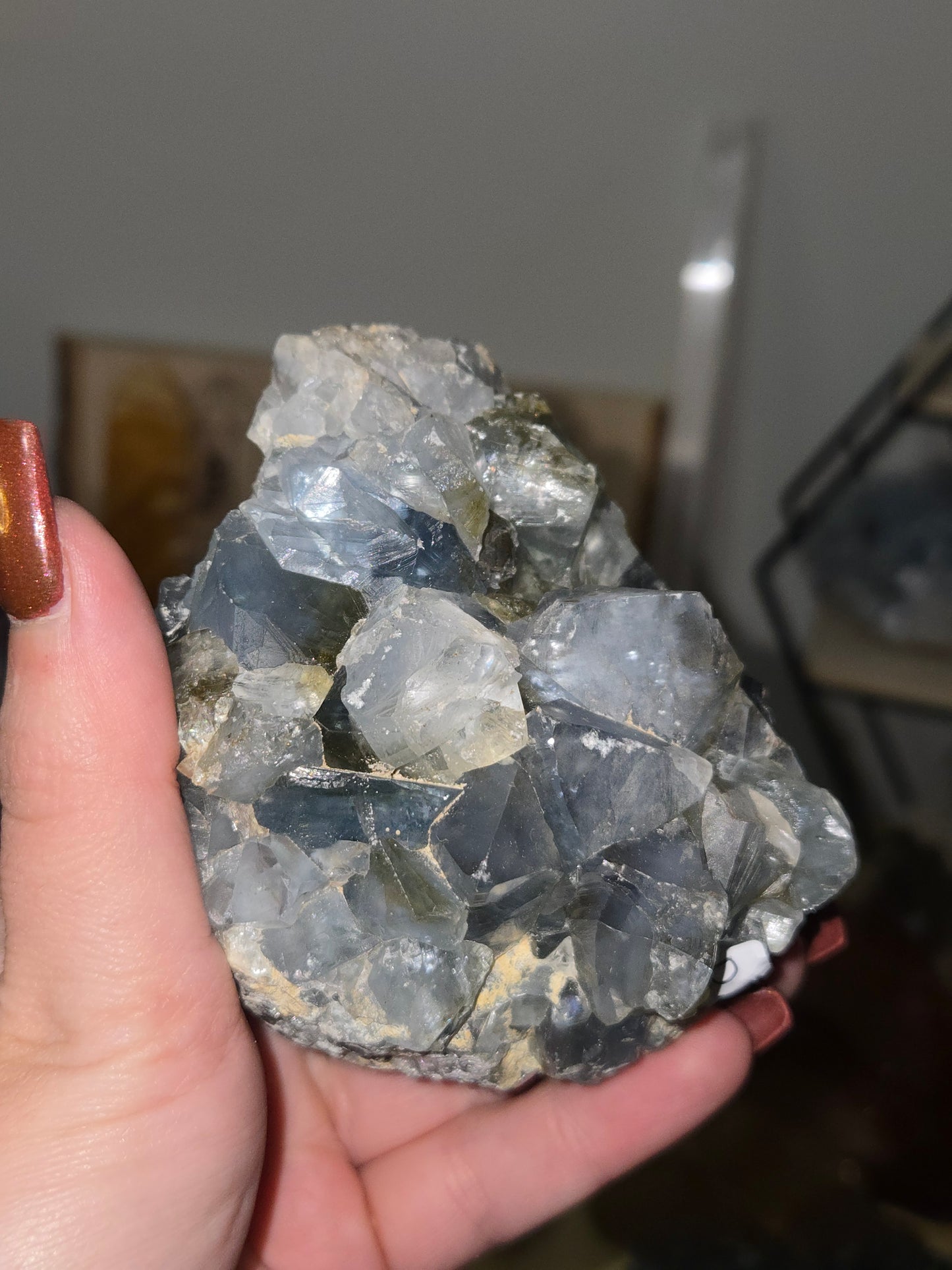 Celestite specimen