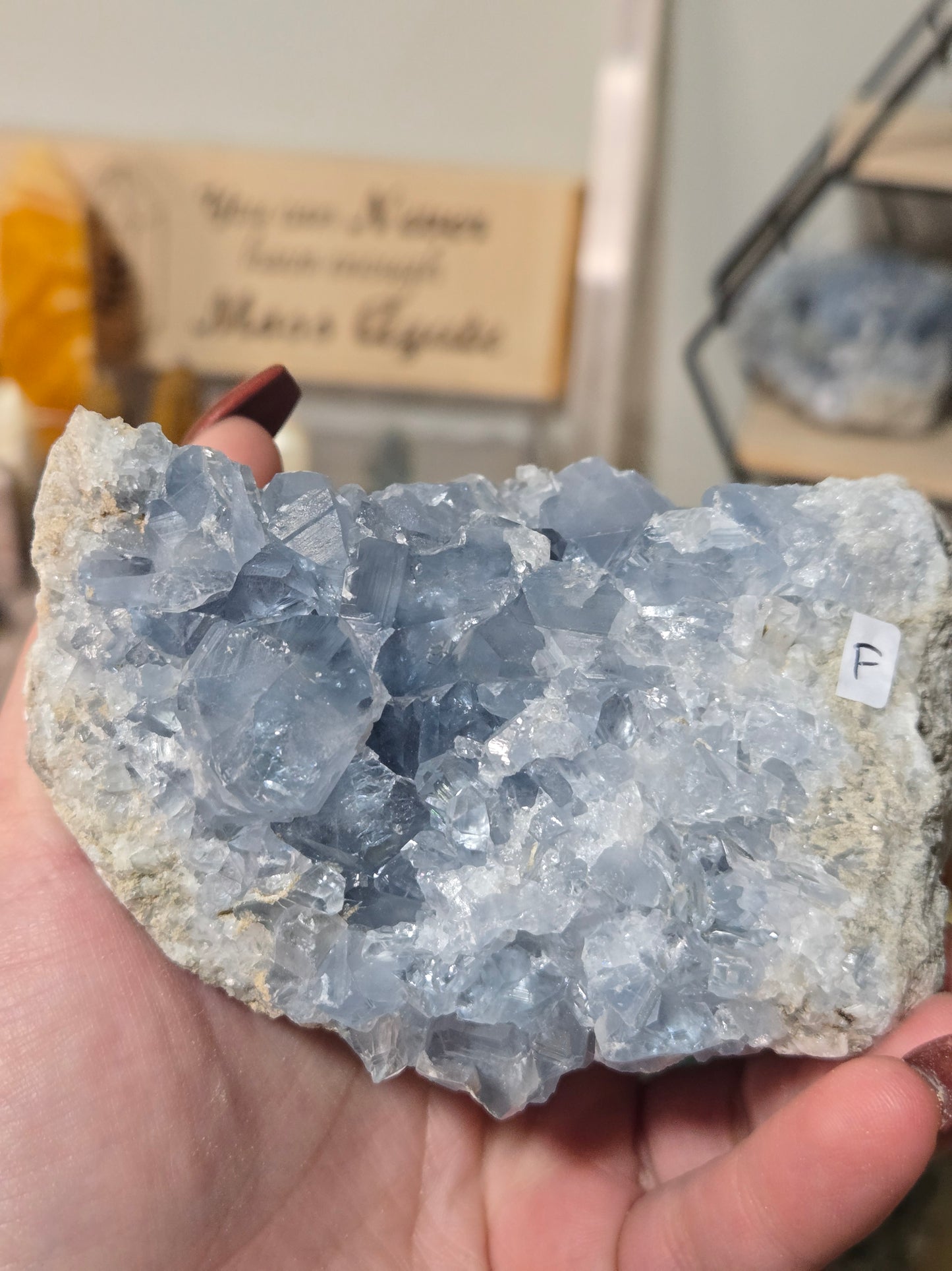 Celestite specimen