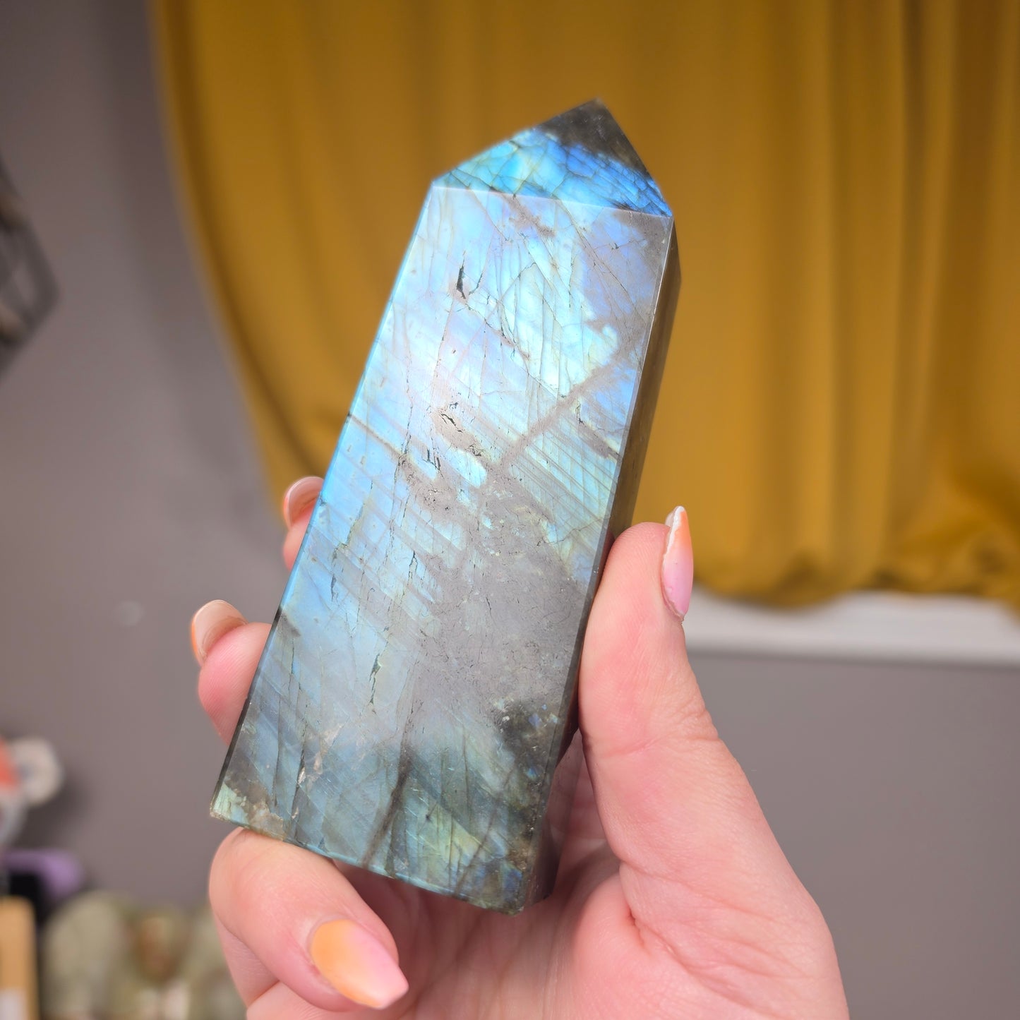 Labradorite large towers High Quality