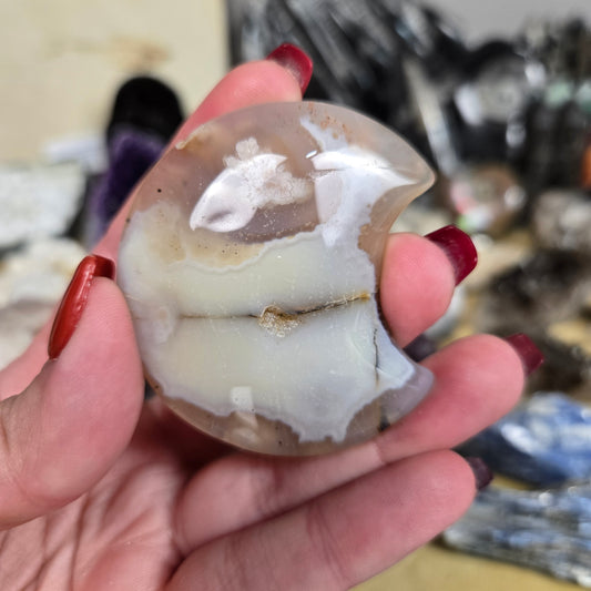Flower Agate moon carving
