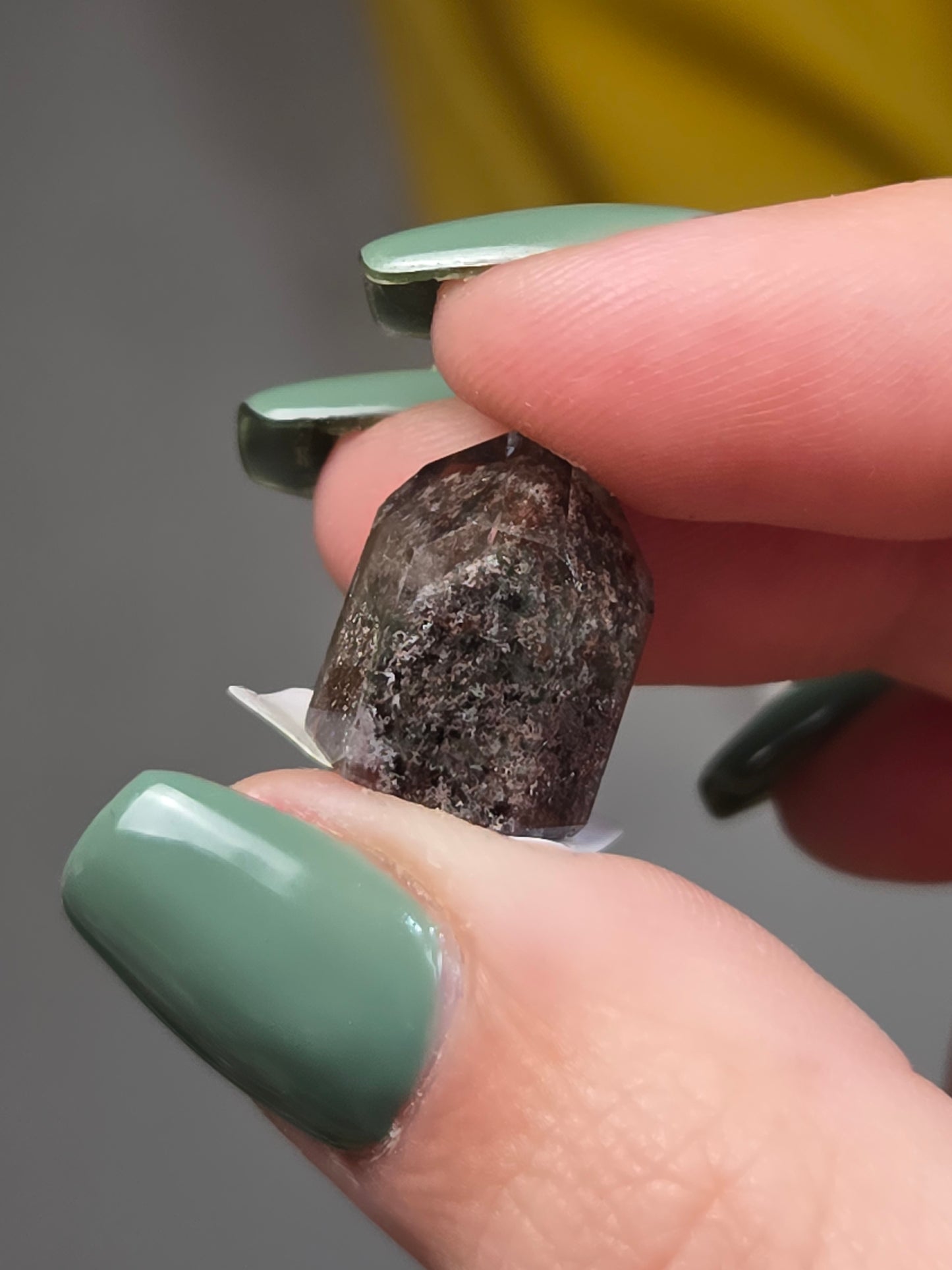 High Quality Garden Quartz mini tower and freeform