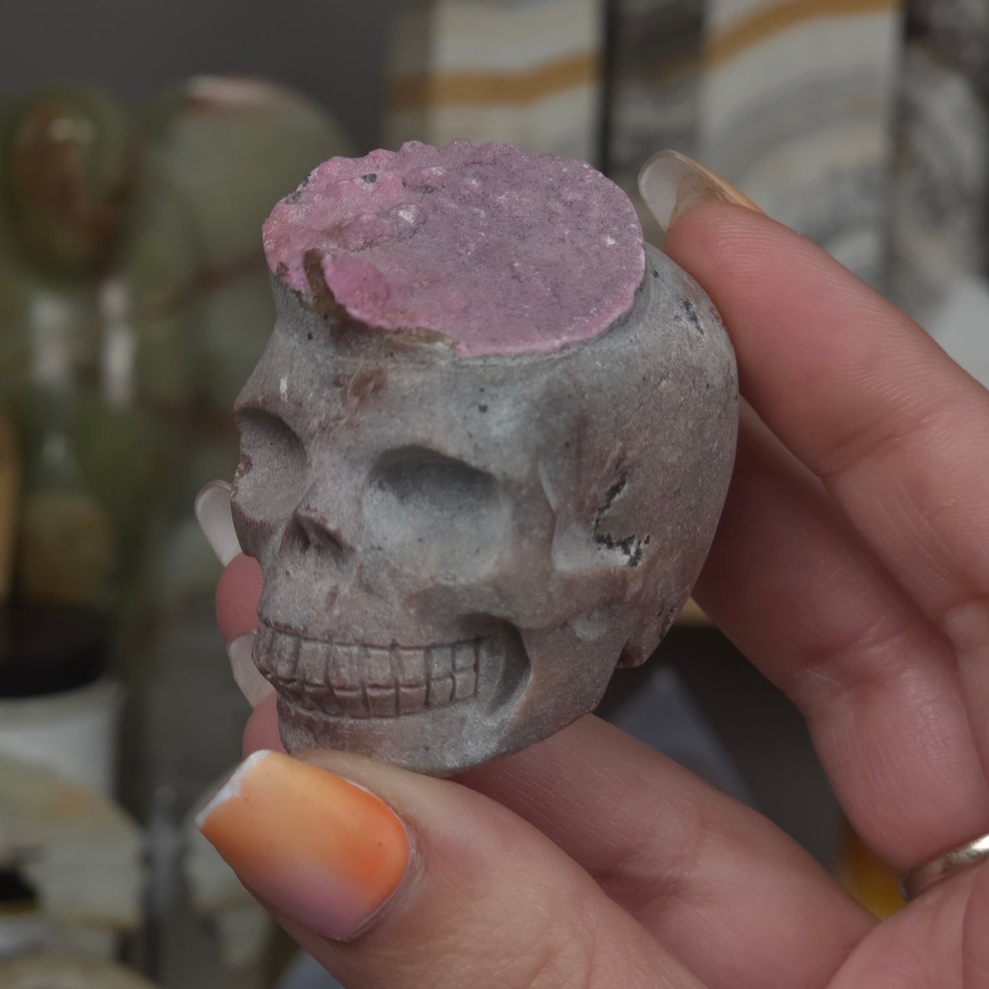 Cobalto Calcite skull carving