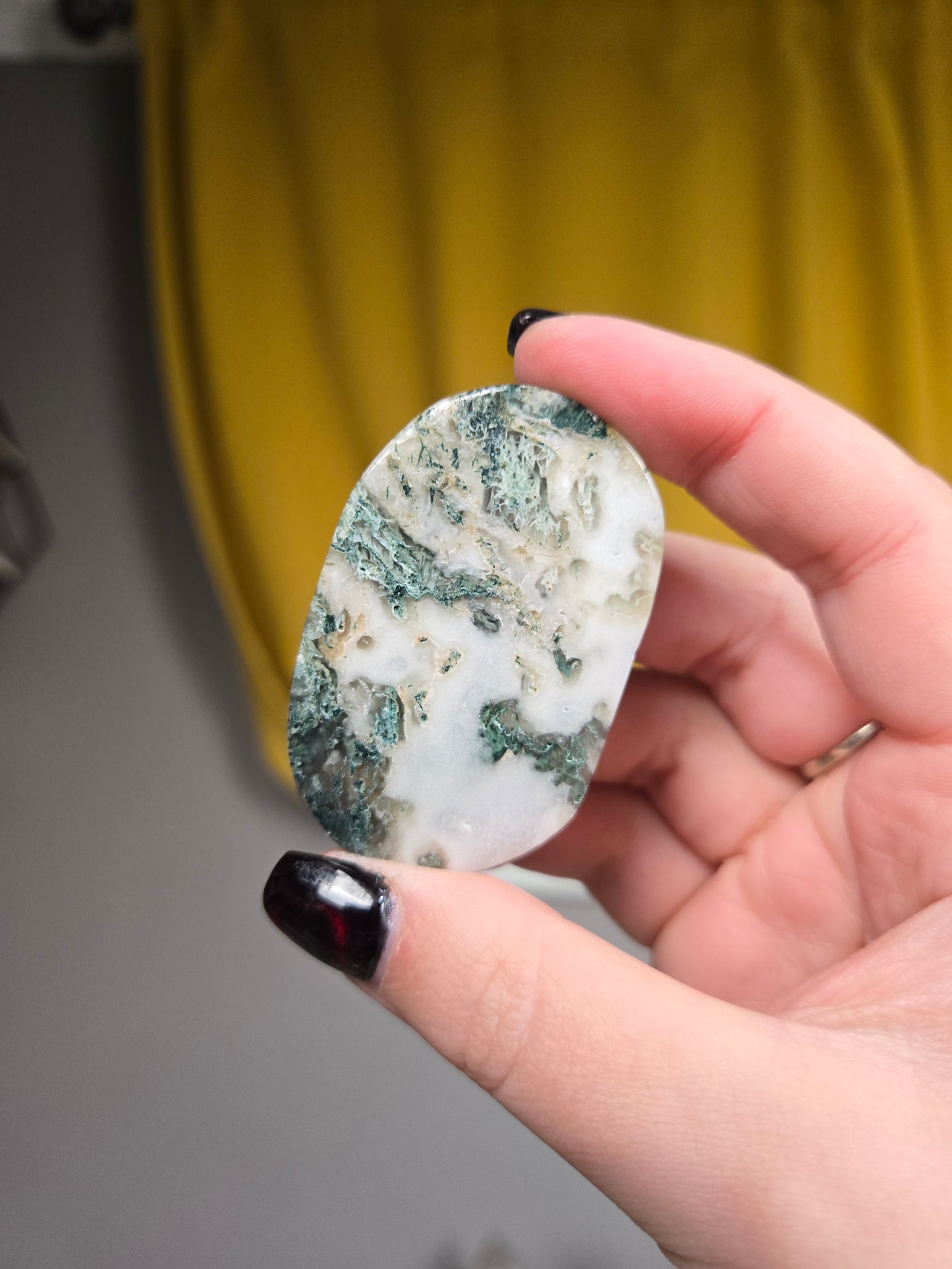 Moss Agate palm stone