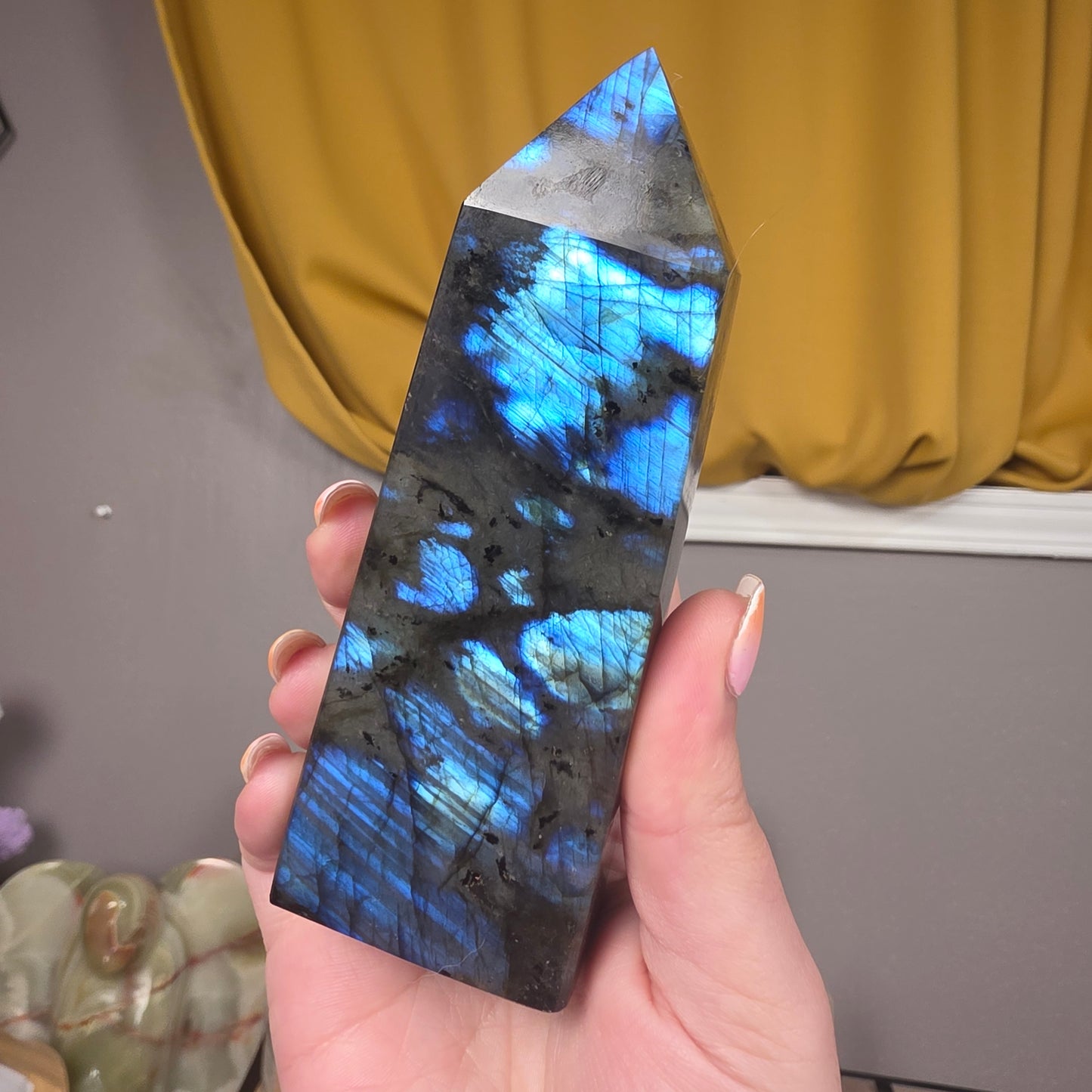 Labradorite large towers High Quality