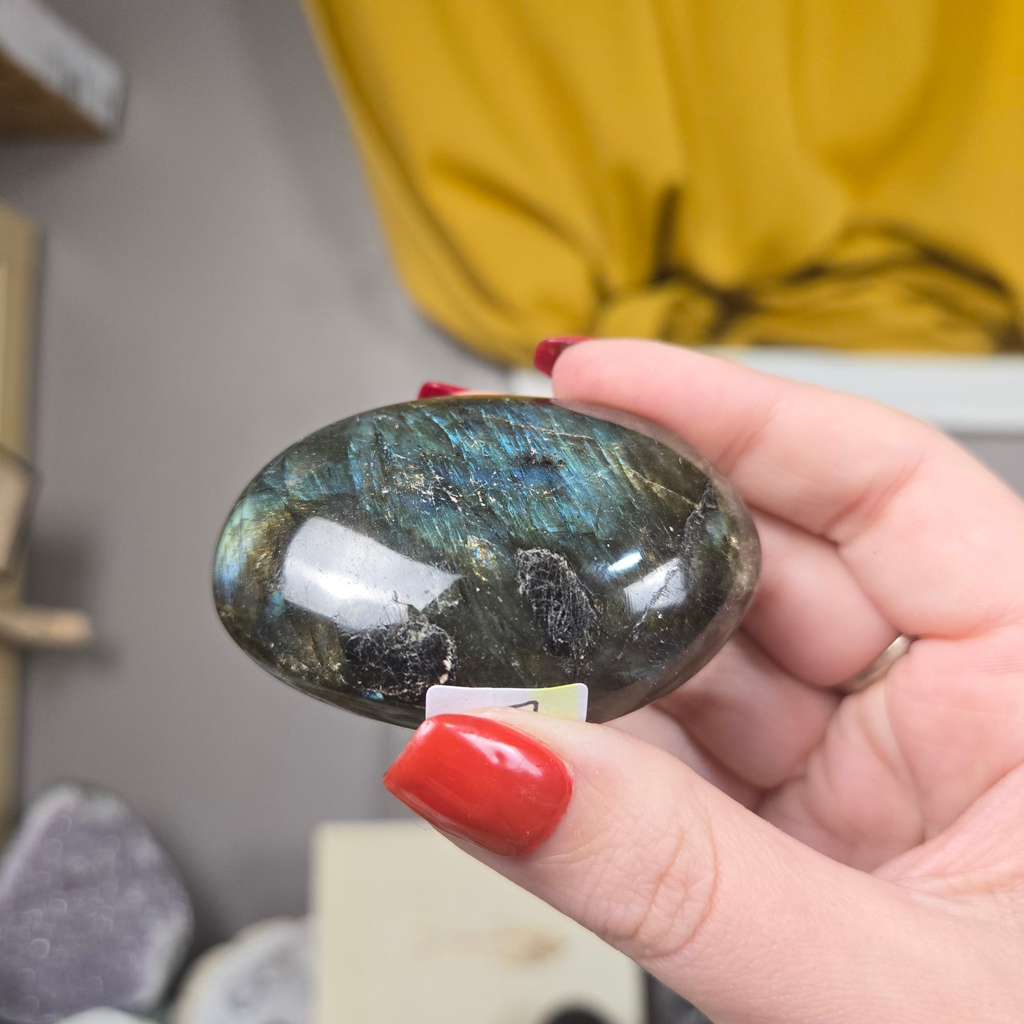 Labradorite palm stone