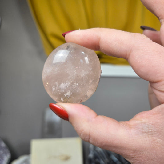 Rose Quartz palm stone