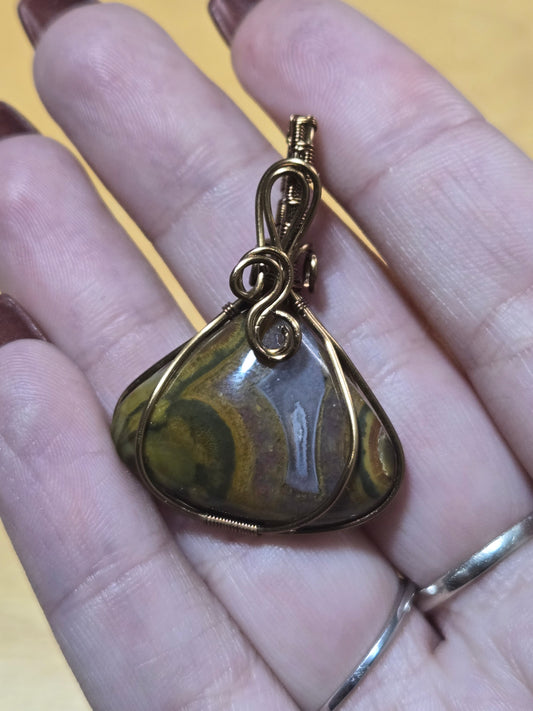 Turkish Agate handwrapped pendant