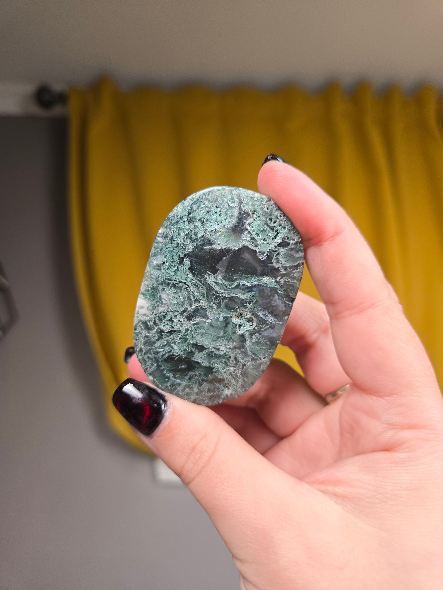 Moss Agate palm stone