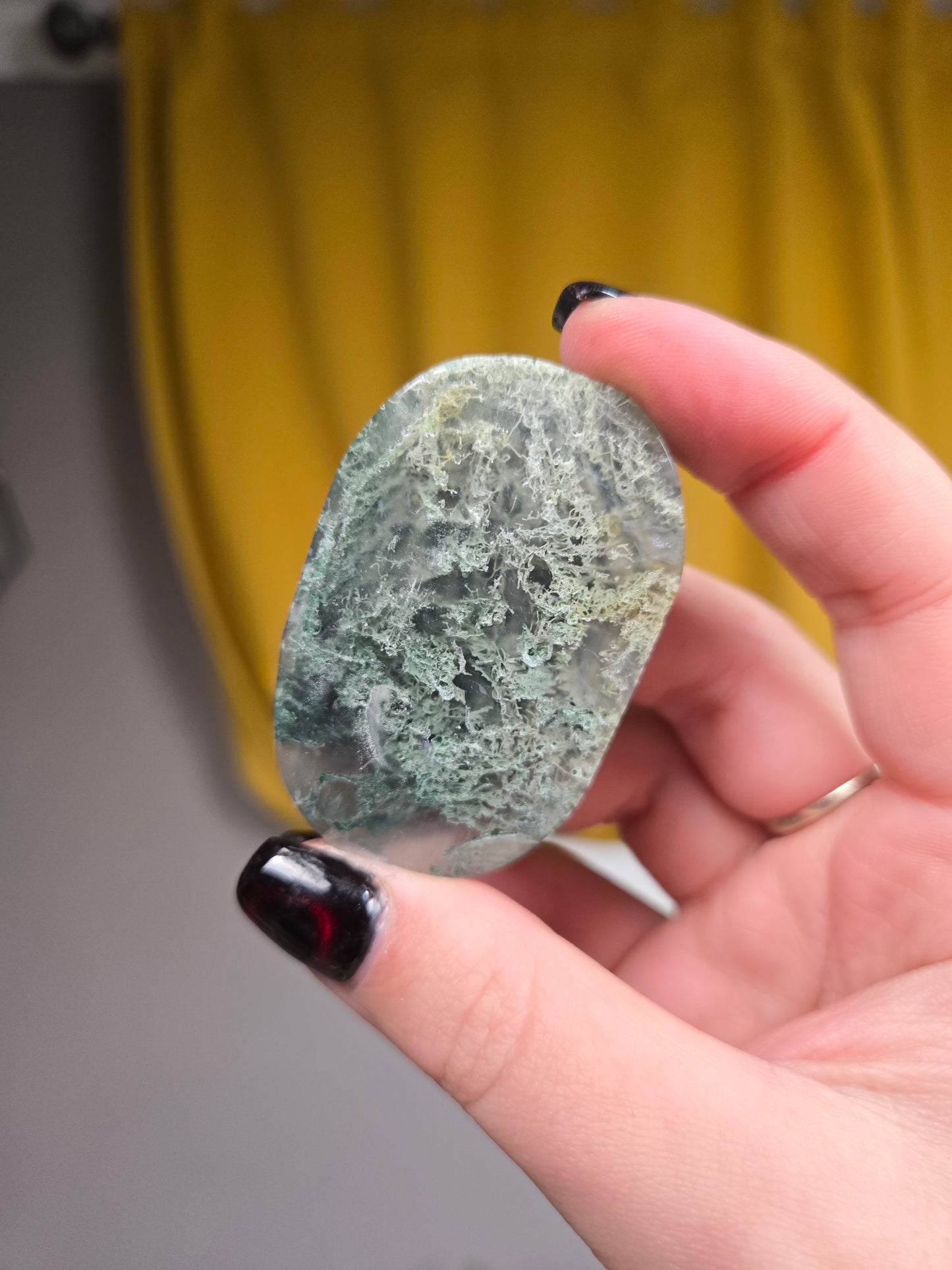 Moss Agate palm stone