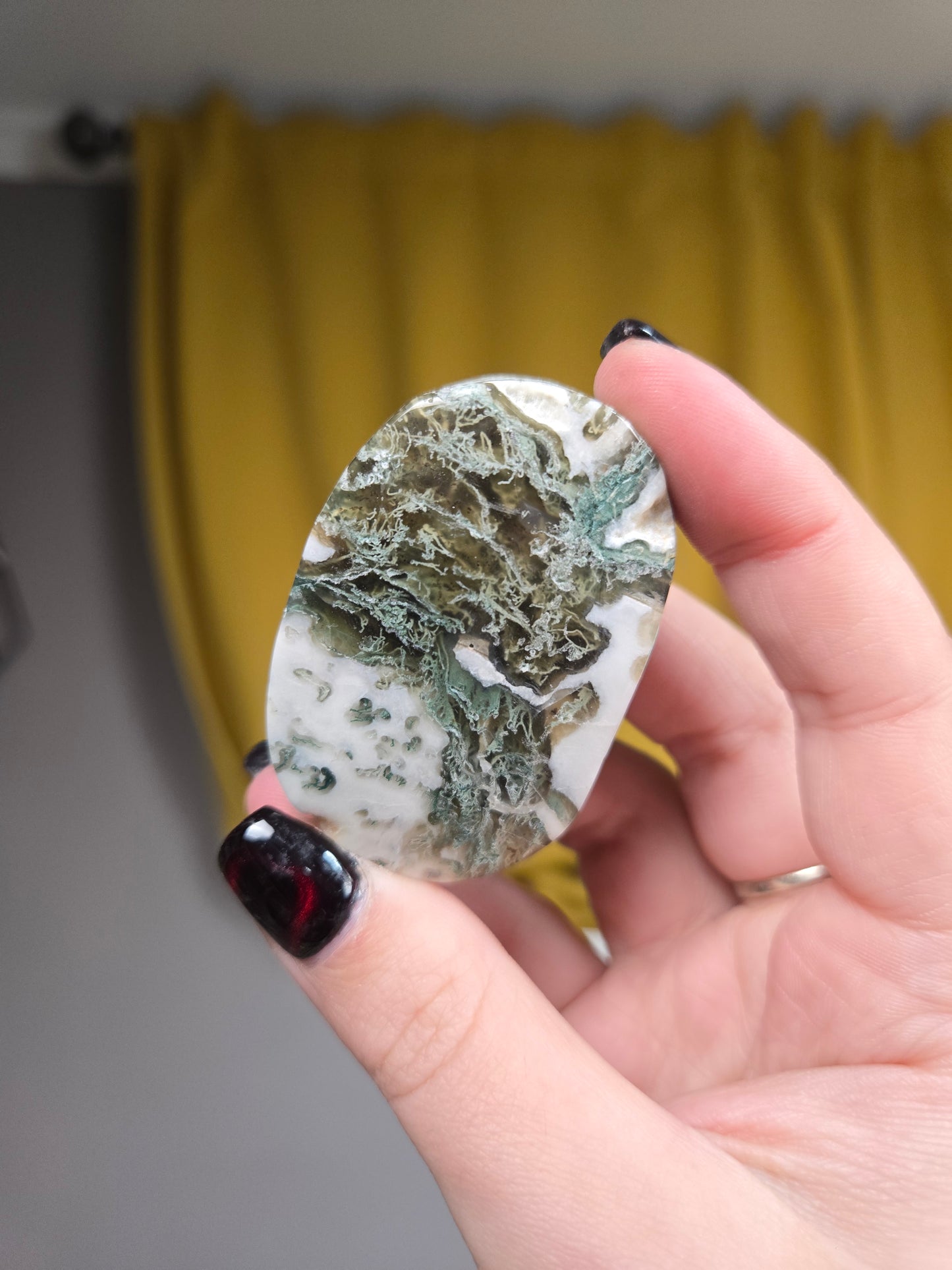 Moss Agate palm stone