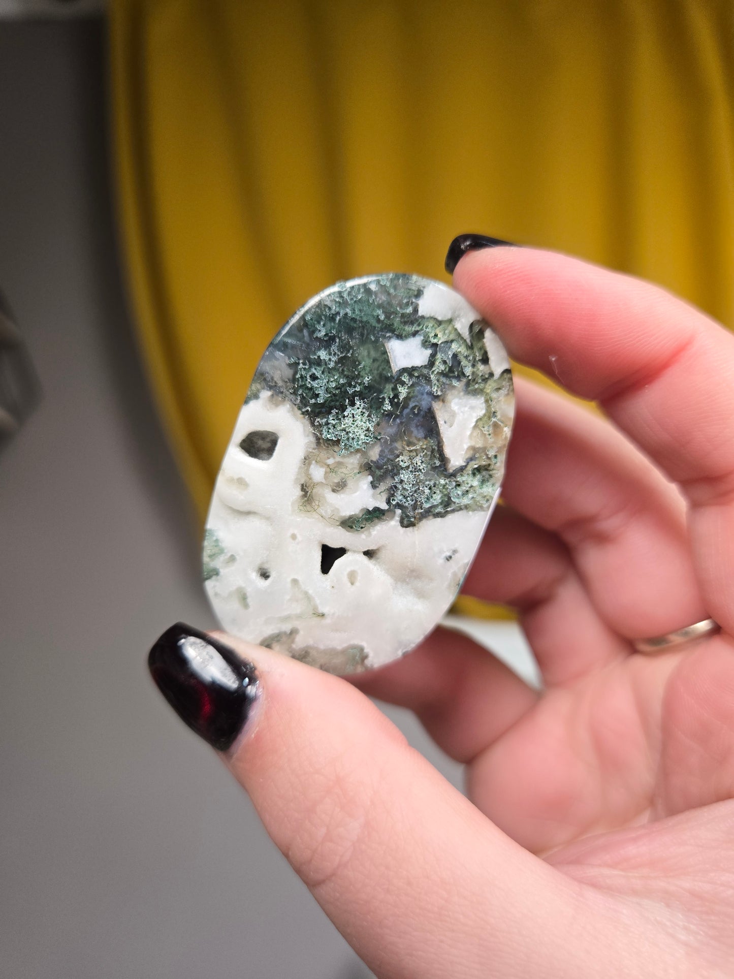 Moss Agate palm stone