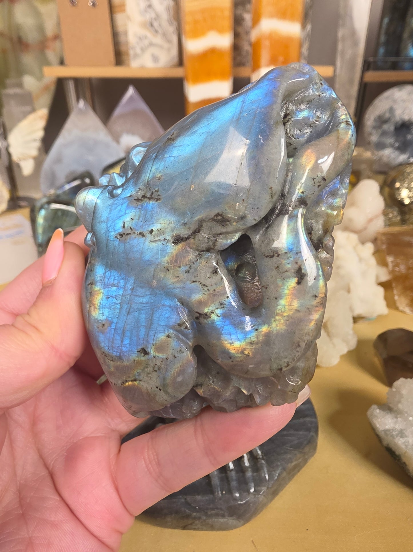 Stingray Labradorite carving