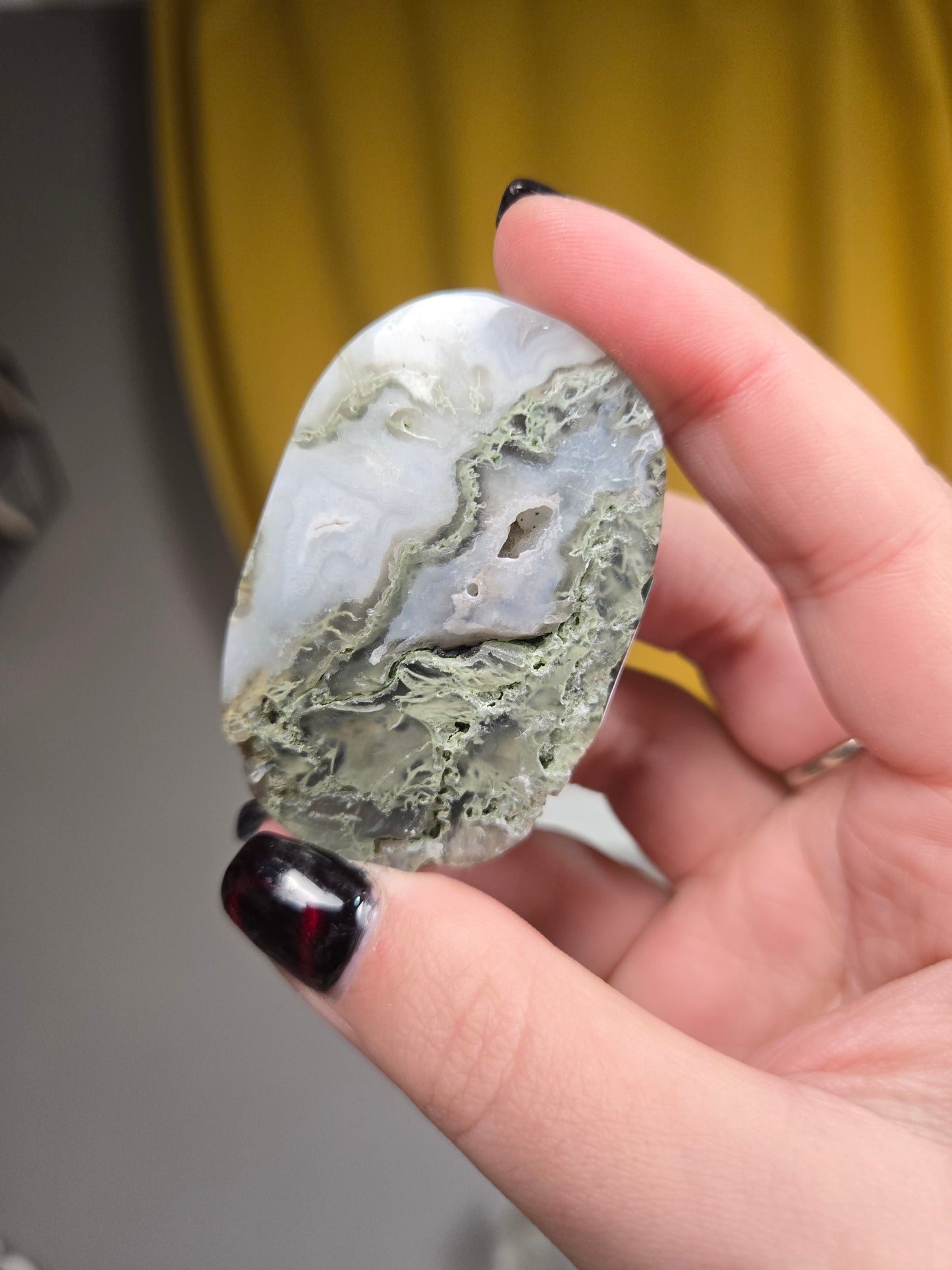 Moss Agate palm stone