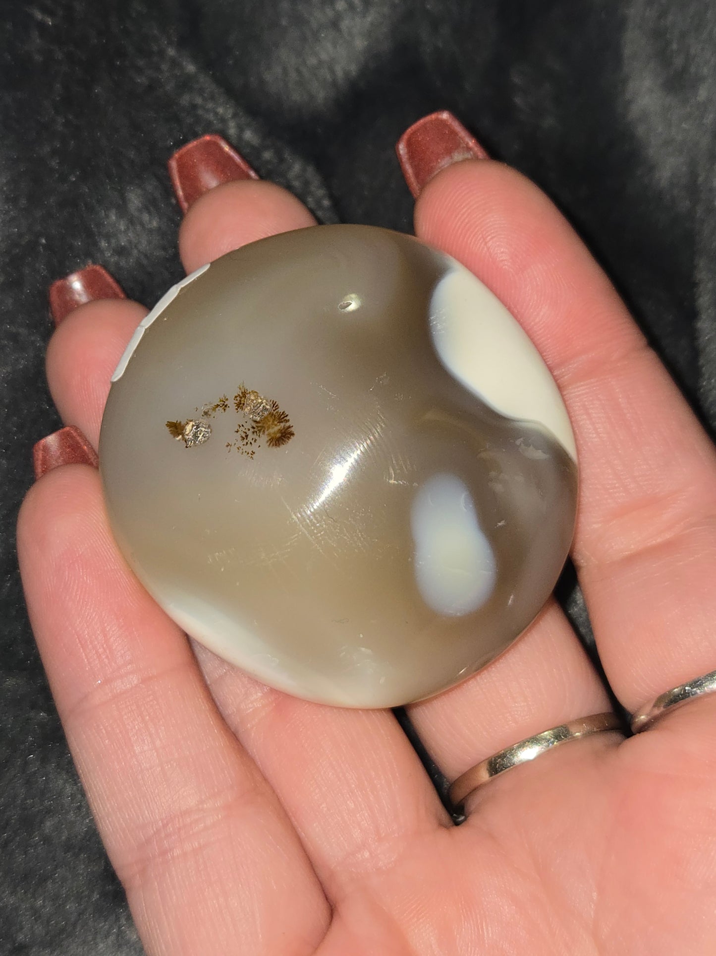 Orca Agate palm stone