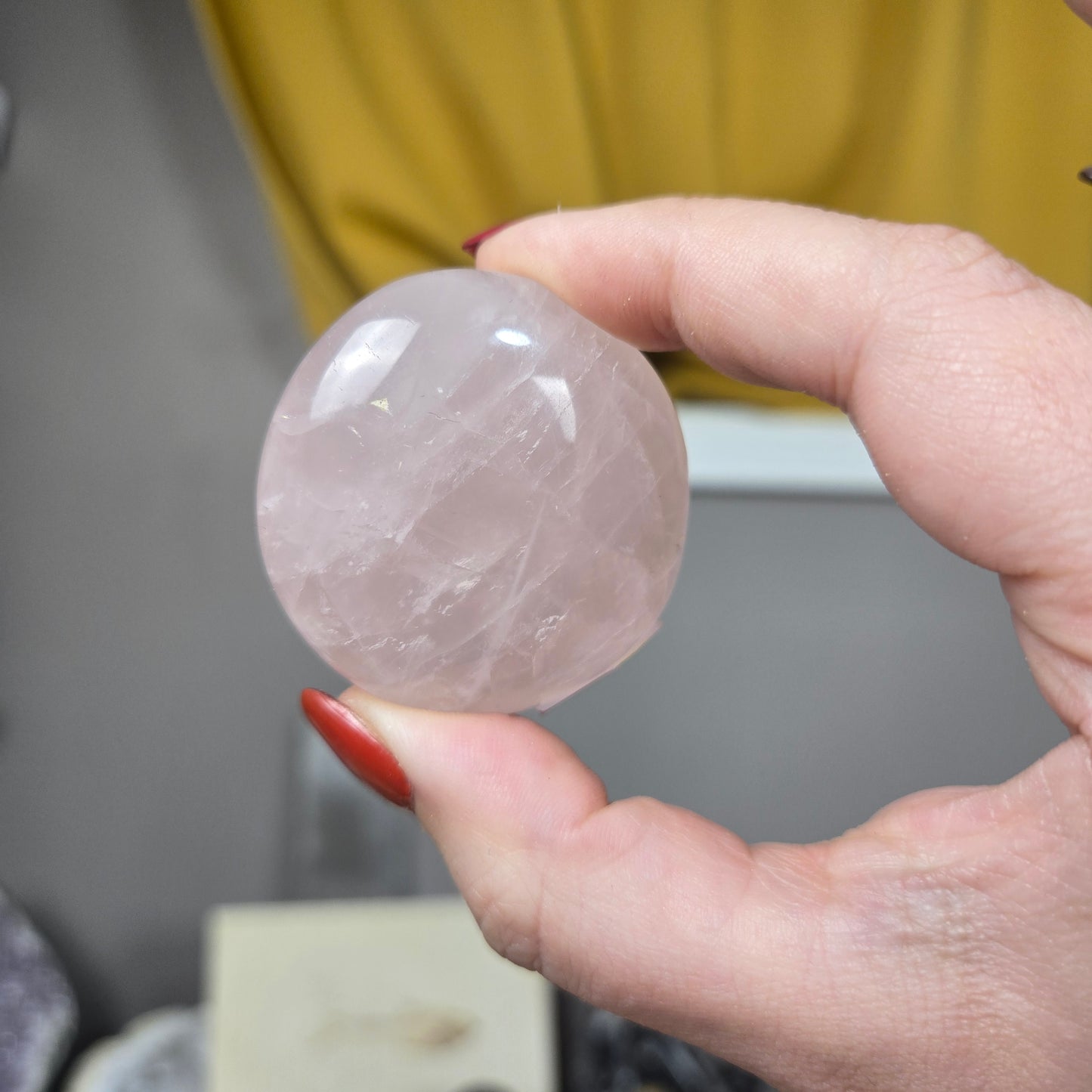 Rose Quartz palm stone