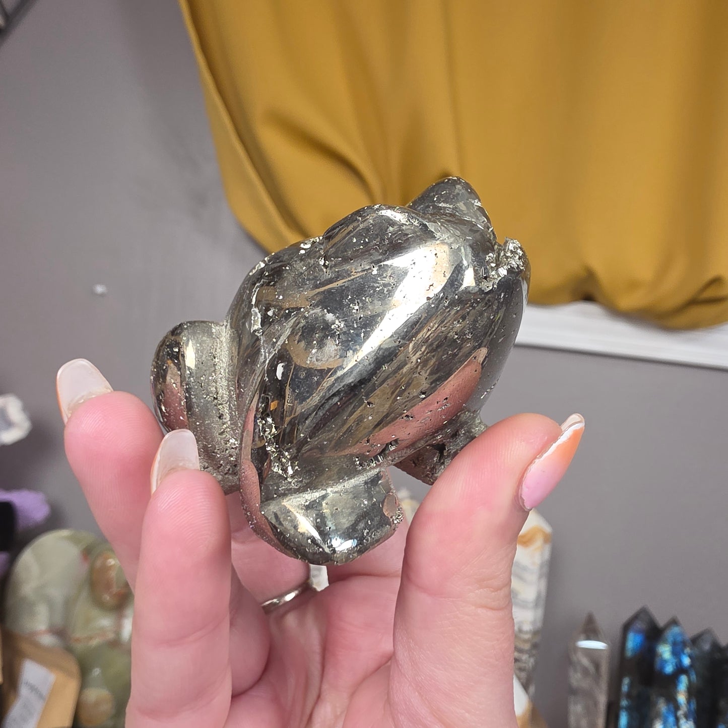 Pyrite Frog carving