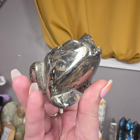 Pyrite Frog carving