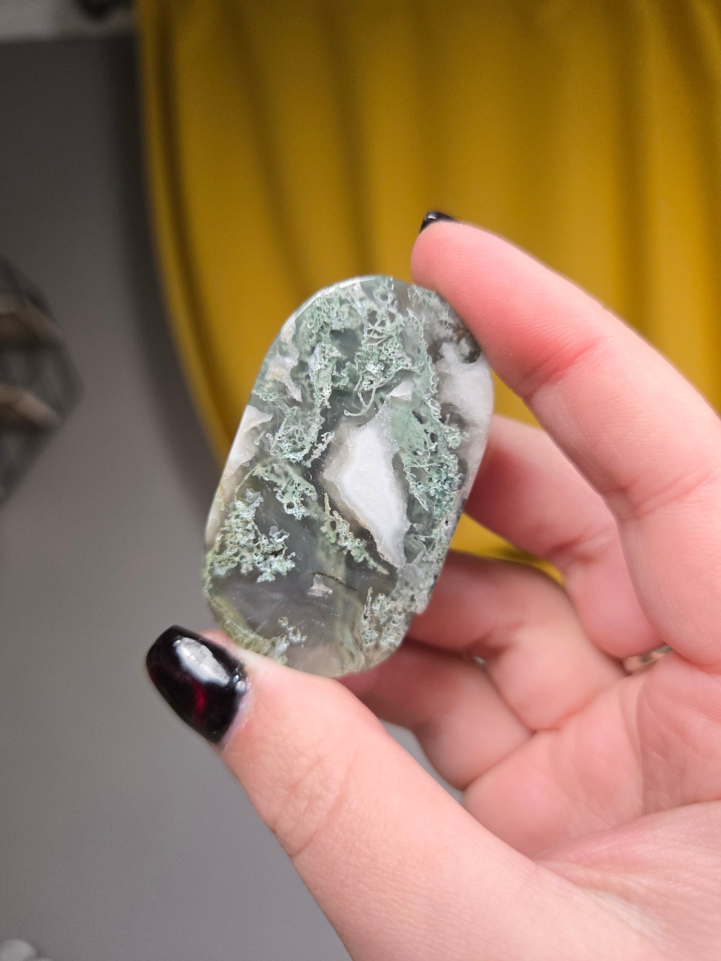 Moss Agate palm stone