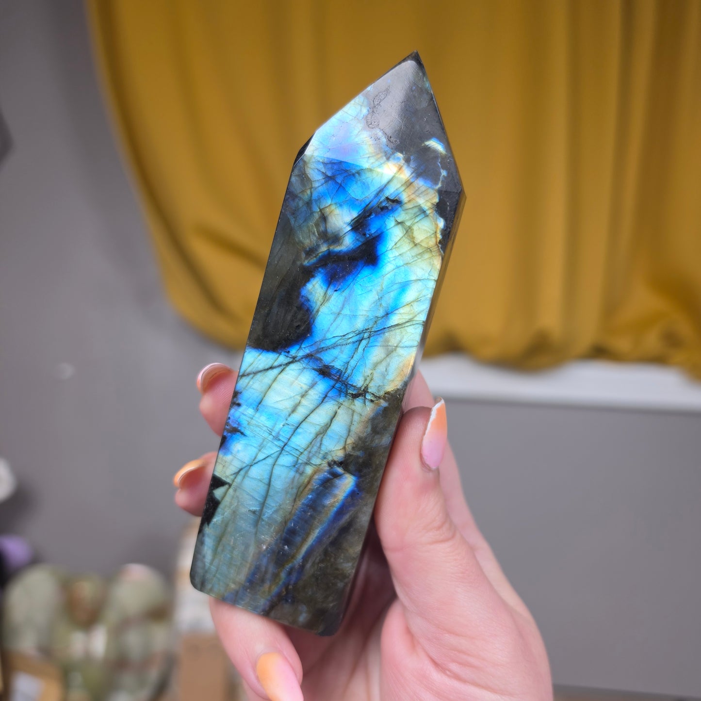 Labradorite large towers High Quality