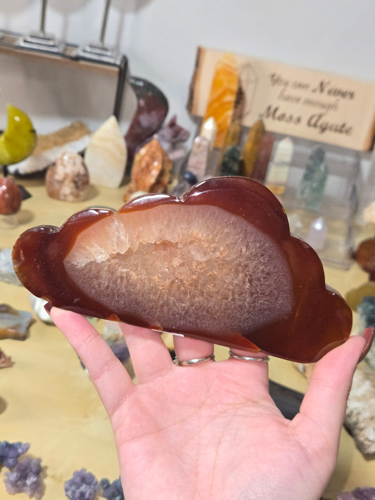 Carnelian cloud carving