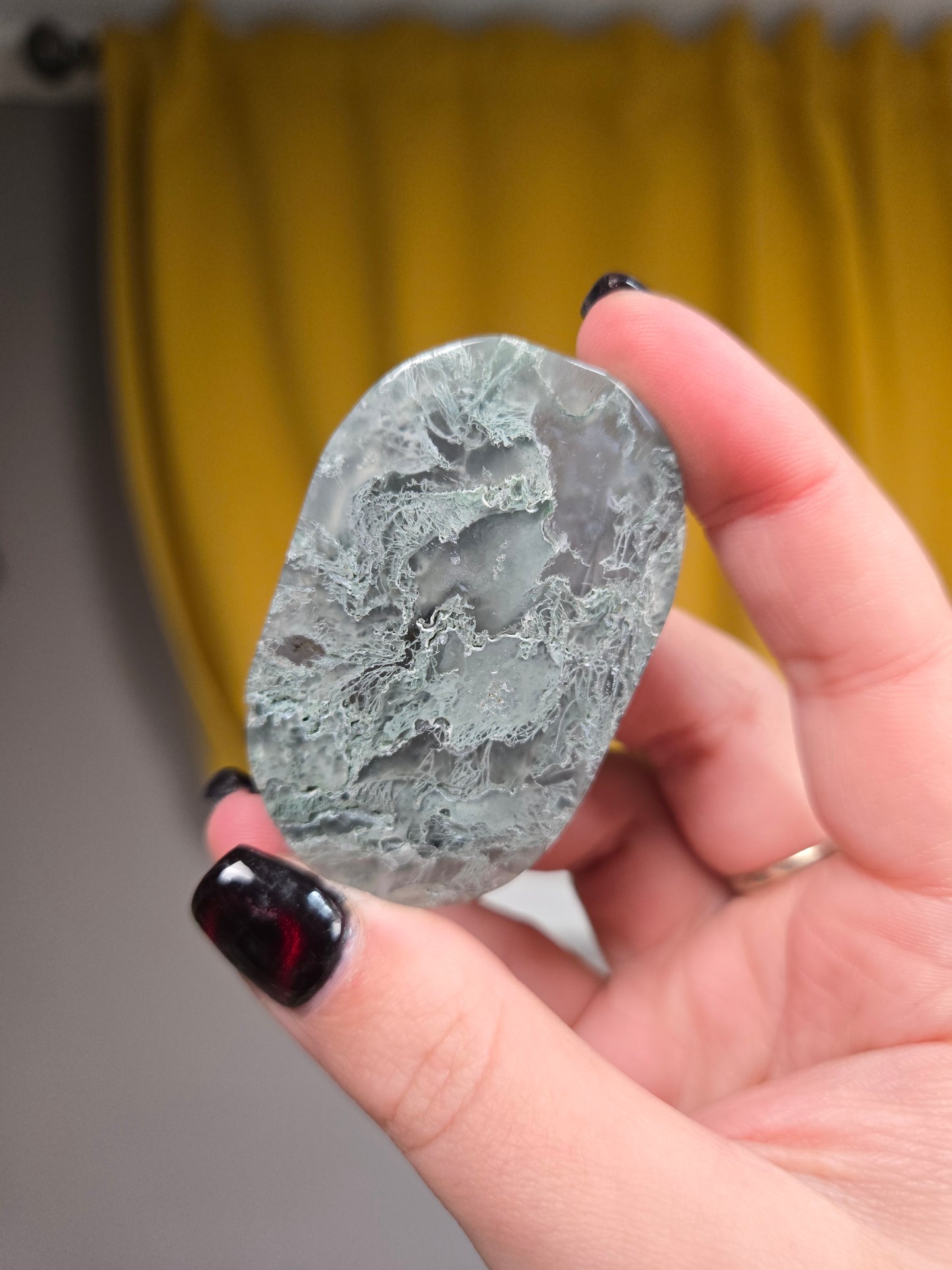 Moss Agate palm stone