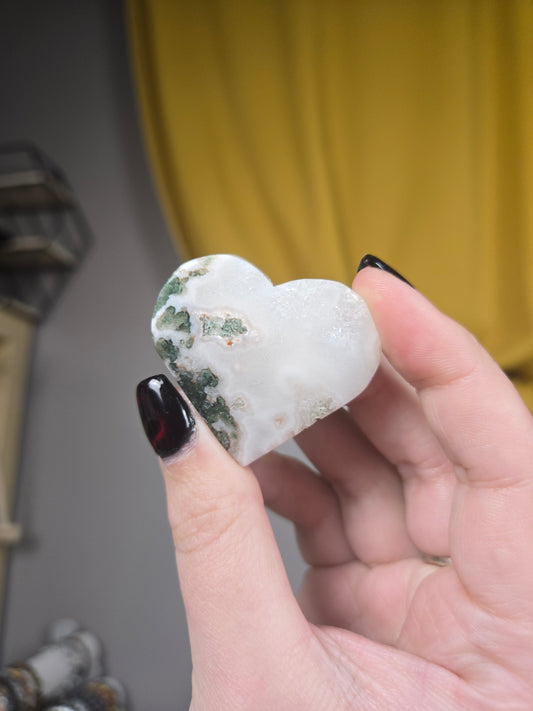 Moss Agate heart carving